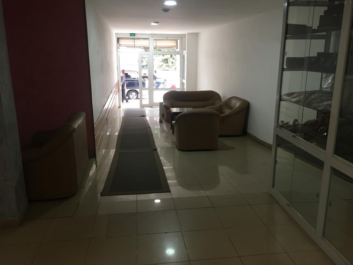 White Palace Hotel Antananarywa Zewnętrze zdjęcie
