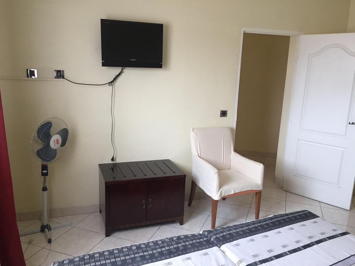 White Palace Hotel Antananarywa Zewnętrze zdjęcie